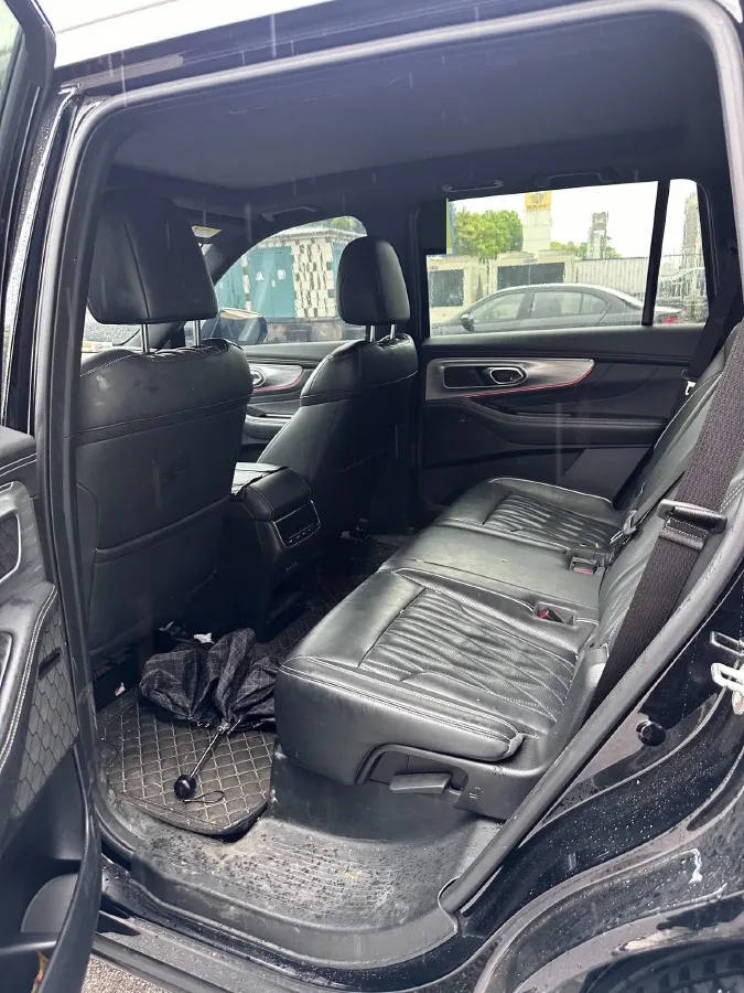 2022 GAC Trumpchi GS8 2.0T 252HP L4 8AT,autocango,china used car exporter,china ev exporter,chinese used car exporter,chinese used ev exporter