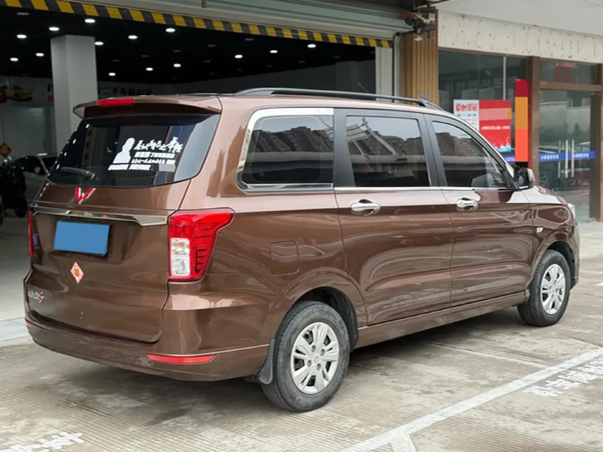 2021 WuLing RongGuang New Truck 1.5L 99HP L4 5MT,autocango,china used car exporter,china ev exporter,chinese used car exporter,chinese used ev exporter
