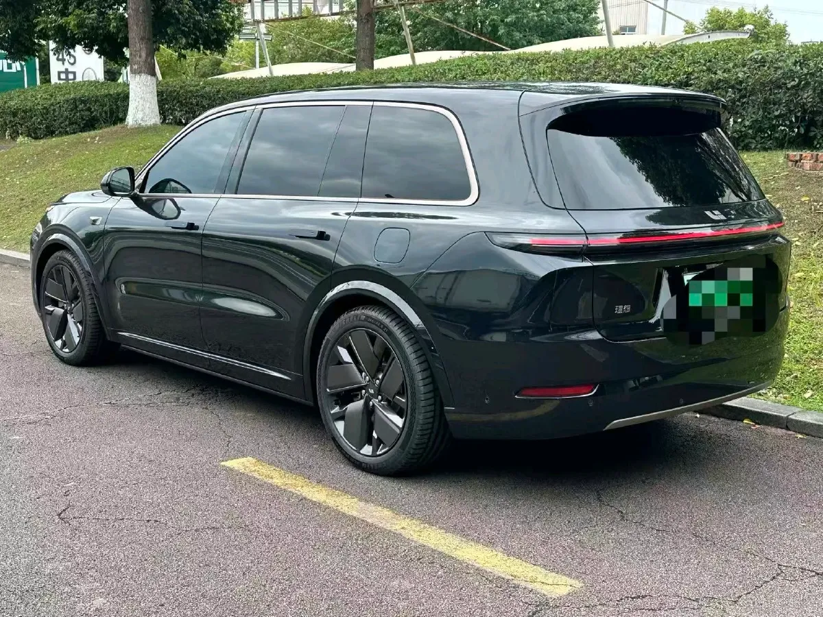 2025 Li L9 Range Extended 154HP REEV,autocango,china used car exporter,china ev exporter,chinese used car exporter,chinese used ev exporter