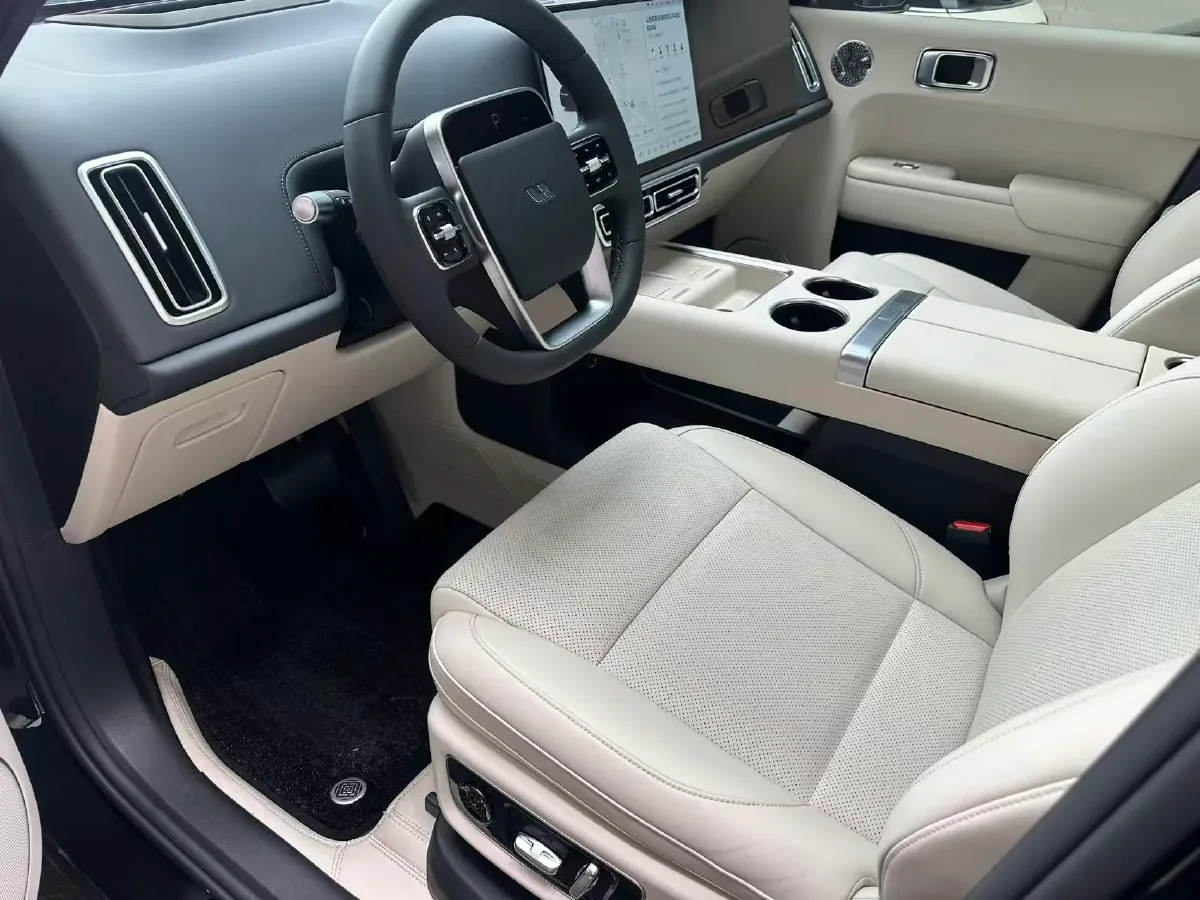 2025 Li L9 Range Extended 154HP REEV,autocango,china used car exporter,china ev exporter,chinese used car exporter,chinese used ev exporter