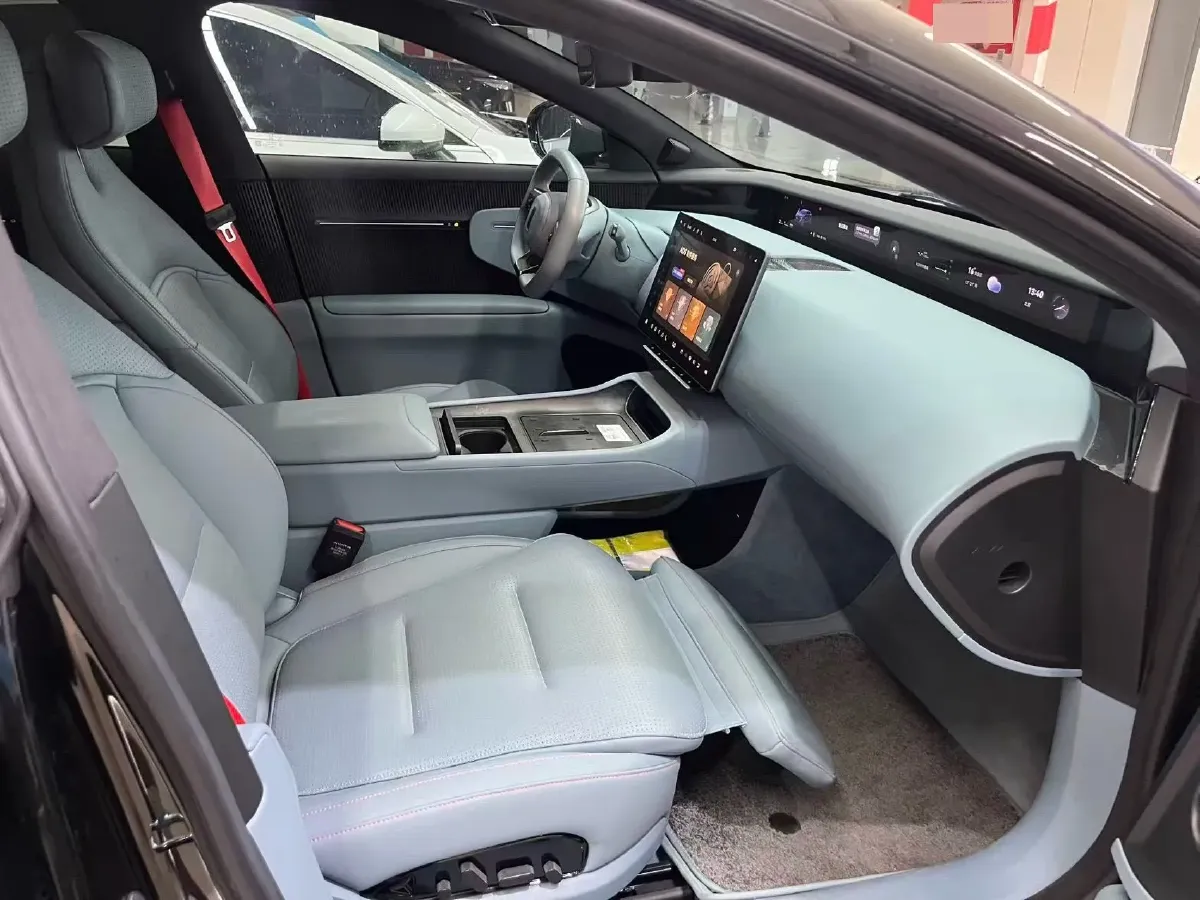 2024 Avatr 12 BEV 94.5KWH,autocango,china used car exporter,china ev exporter,chinese used car exporter,chinese used ev exporter