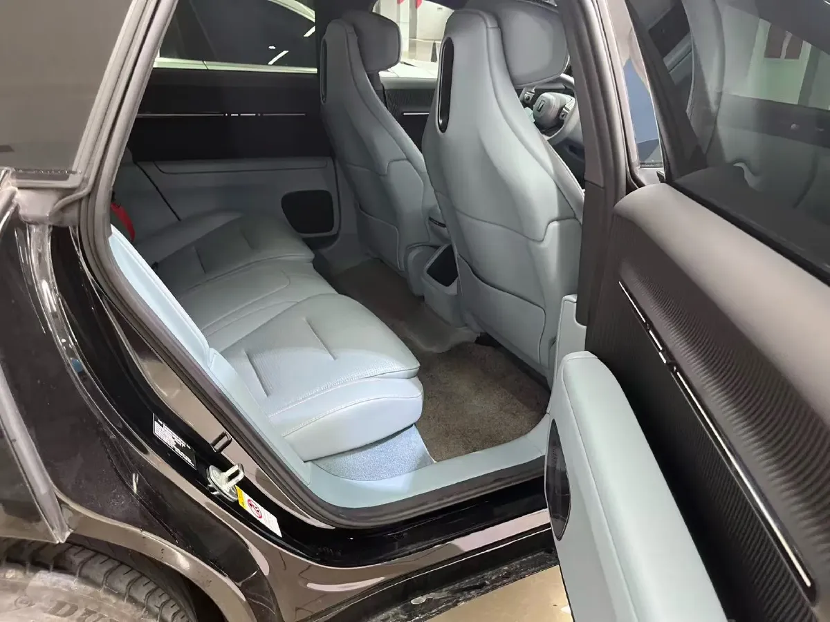 2024 Avatr 12 BEV 94.5KWH,autocango,china used car exporter,china ev exporter,chinese used car exporter,chinese used ev exporter