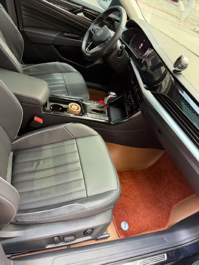 2023 Volkswagen Passat 2.0T 186HP L4 7DCT,autocango,china used car exporter,china ev exporter,chinese used car exporter,chinese used ev exporter