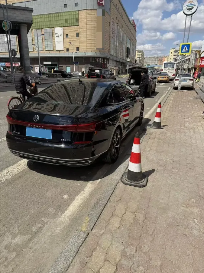 2023 Volkswagen Passat 2.0T 186HP L4 7DCT,autocango,china used car exporter,china ev exporter,chinese used car exporter,chinese used ev exporter