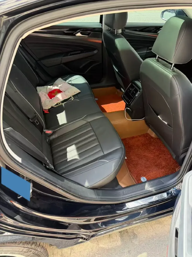 2023 Volkswagen Passat 2.0T 186HP L4 7DCT,autocango,china used car exporter,china ev exporter,chinese used car exporter,chinese used ev exporter