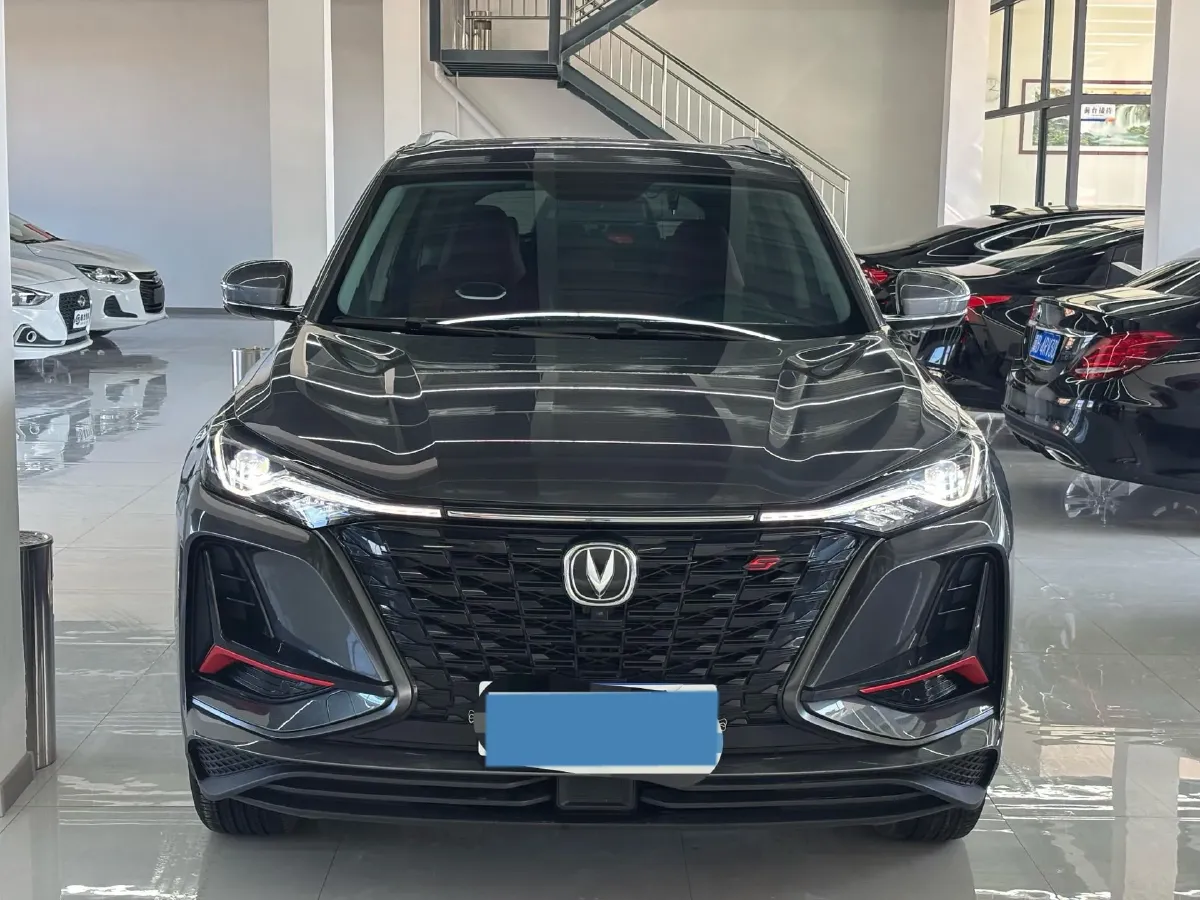 2022 ChangAn CS75 Plus 1.5T 178HP L4 6AT,autocango,china used car exporter,china ev exporter,chinese used car exporter,chinese used ev exporter