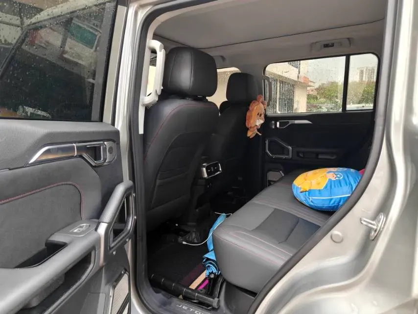 2023 Jetour Traveller 2.0T 254HP L4 7DCT,autocango,china used car exporter,china ev exporter,chinese used car exporter,chinese used ev exporter