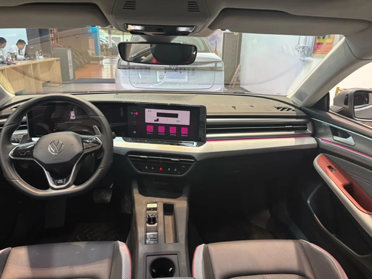 2025 Volkswagen Lamando 1.4T 150HP L4 7DCT,autocango,china used car exporter,china ev exporter,chinese used car exporter,chinese used ev exporter