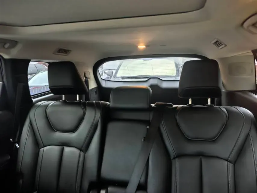 2022 Infiniti QX60 2.0T 252HP L4 9AT,autocango,china used car exporter,china ev exporter,chinese used car exporter,chinese used ev exporter