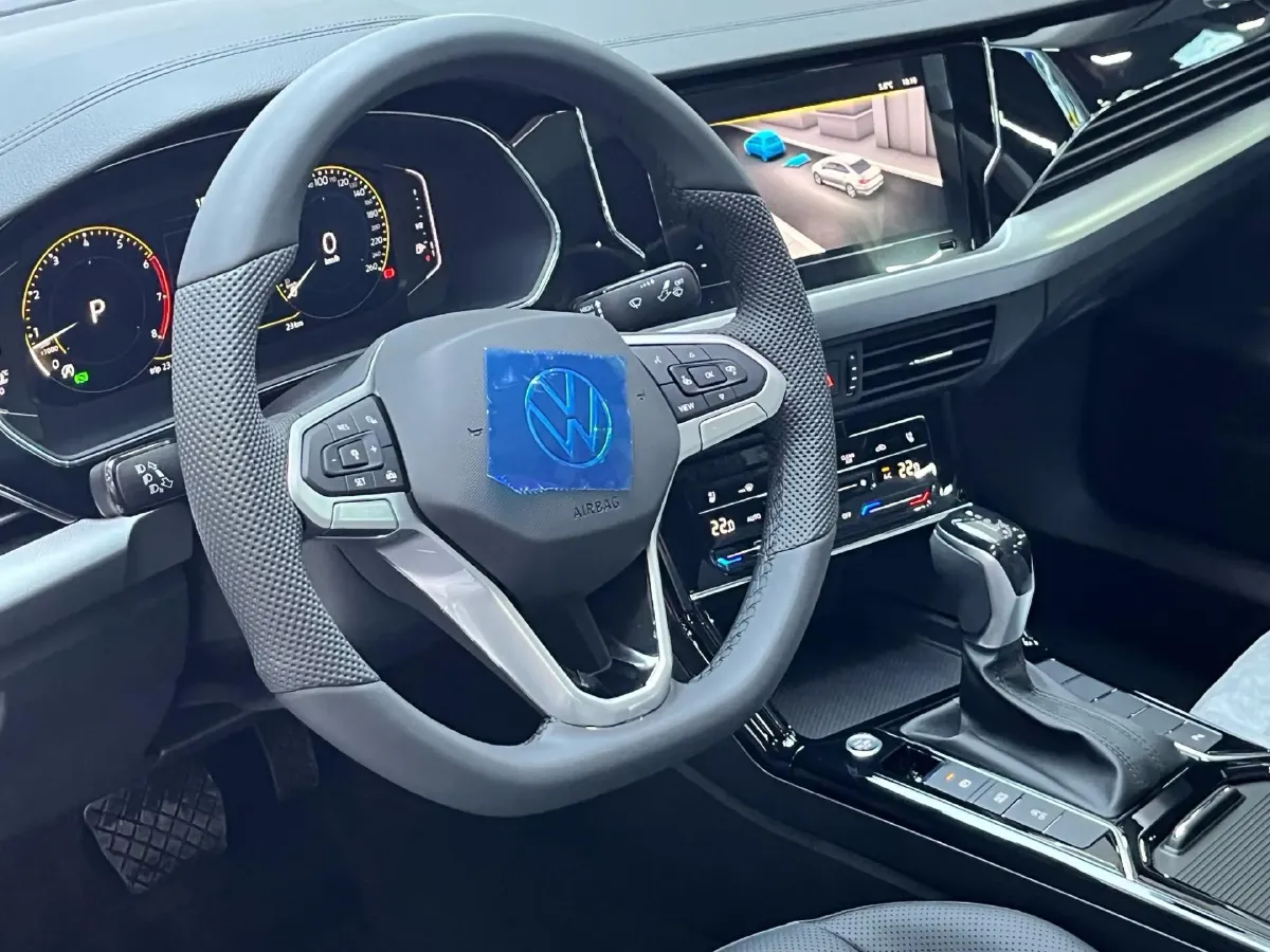 2026 Volkswagen Passat 2.0T 220HP L4 7DCT,autocango,china used car exporter,china ev exporter,chinese used car exporter,chinese used ev exporter