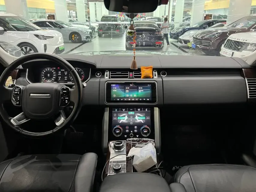 2021 Land Rover Range Rover 3.0T 360HP L6 8AT,autocango,china used car exporter,china ev exporter,chinese used car exporter,chinese used ev exporter