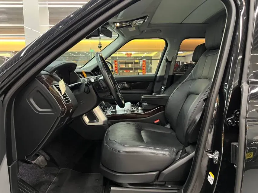 2021 Land Rover Range Rover 3.0T 360HP L6 8AT,autocango,china used car exporter,china ev exporter,chinese used car exporter,chinese used ev exporter