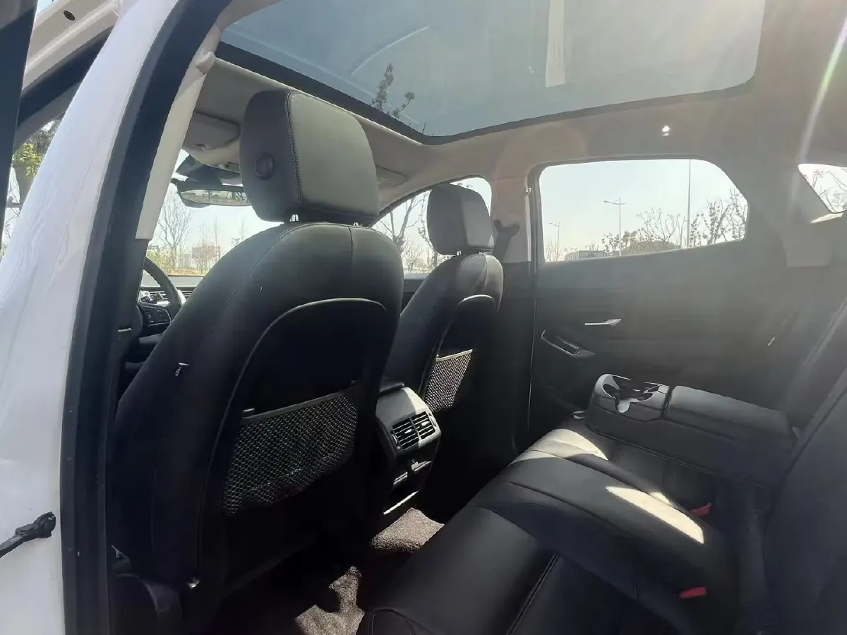 2018 Mercedes-Benz C Class 1.6T 156HP L4 9AT,autocango,china used car exporter,china ev exporter,chinese used car exporter,chinese used ev exporter