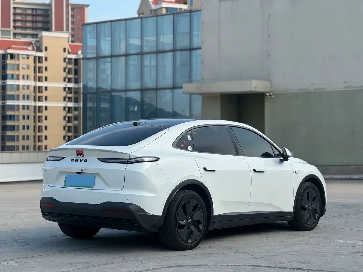 2024 IM L6 BEV 75KWH,autocango,china used car exporter,china ev exporter,chinese used car exporter,chinese used ev exporter