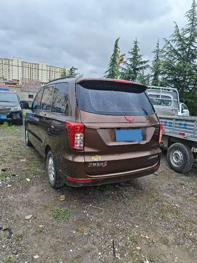 2018 WuLing HongGuang 1.5L 105HP L4 5MT,autocango,china used car exporter,china ev exporter,chinese used car exporter,chinese used ev exporter