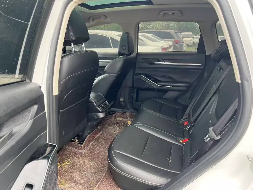 2021 Haval H6 2.0T 211HP L4 7DCT,autocango,china used car exporter,china ev exporter,chinese used car exporter,chinese used ev exporter