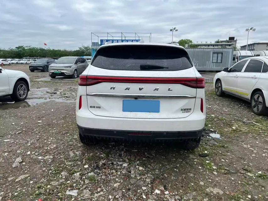 2021 Haval H6 2.0T 211HP L4 7DCT,autocango,china used car exporter,china ev exporter,chinese used car exporter,chinese used ev exporter