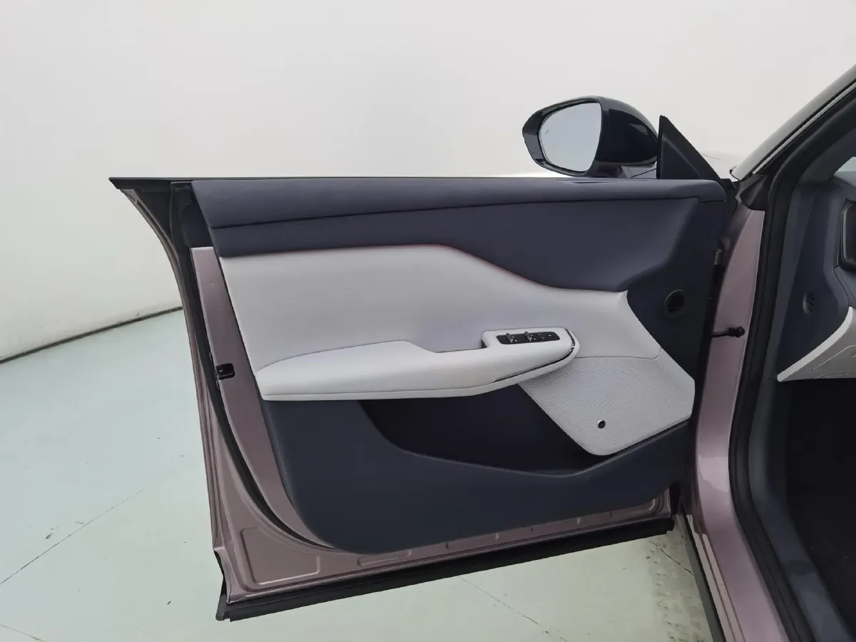 2024 Voyah ZhiYin BEV 77KWH,autocango,china used car exporter,china ev exporter,chinese used car exporter,chinese used ev exporter