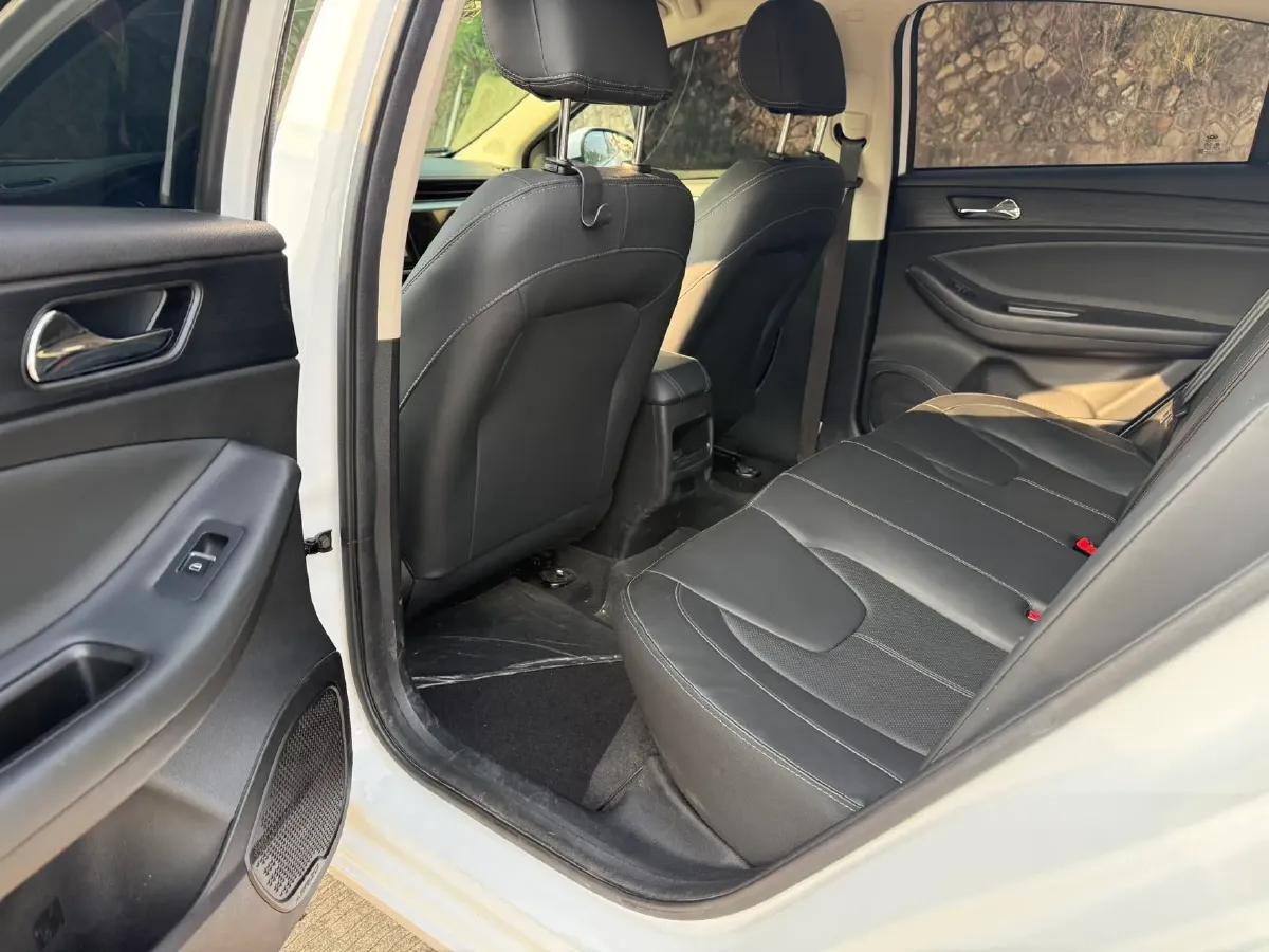 2021 Chery Arrizo 5 1.5L 116HP L4 CVT,autocango,china used car exporter,china ev exporter,chinese used car exporter,chinese used ev exporter