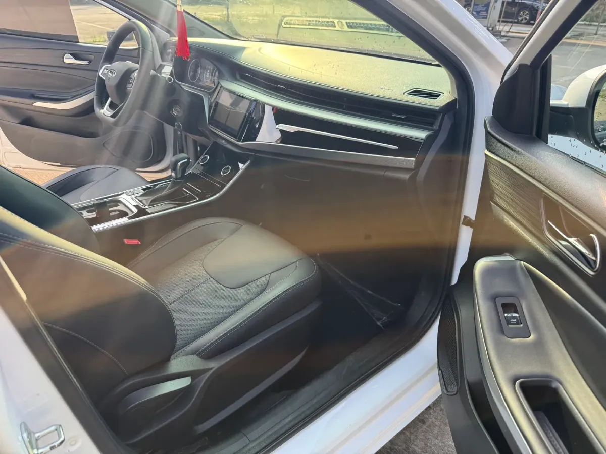 2021 Chery Arrizo 5 1.5L 116HP L4 CVT,autocango,china used car exporter,china ev exporter,chinese used car exporter,chinese used ev exporter