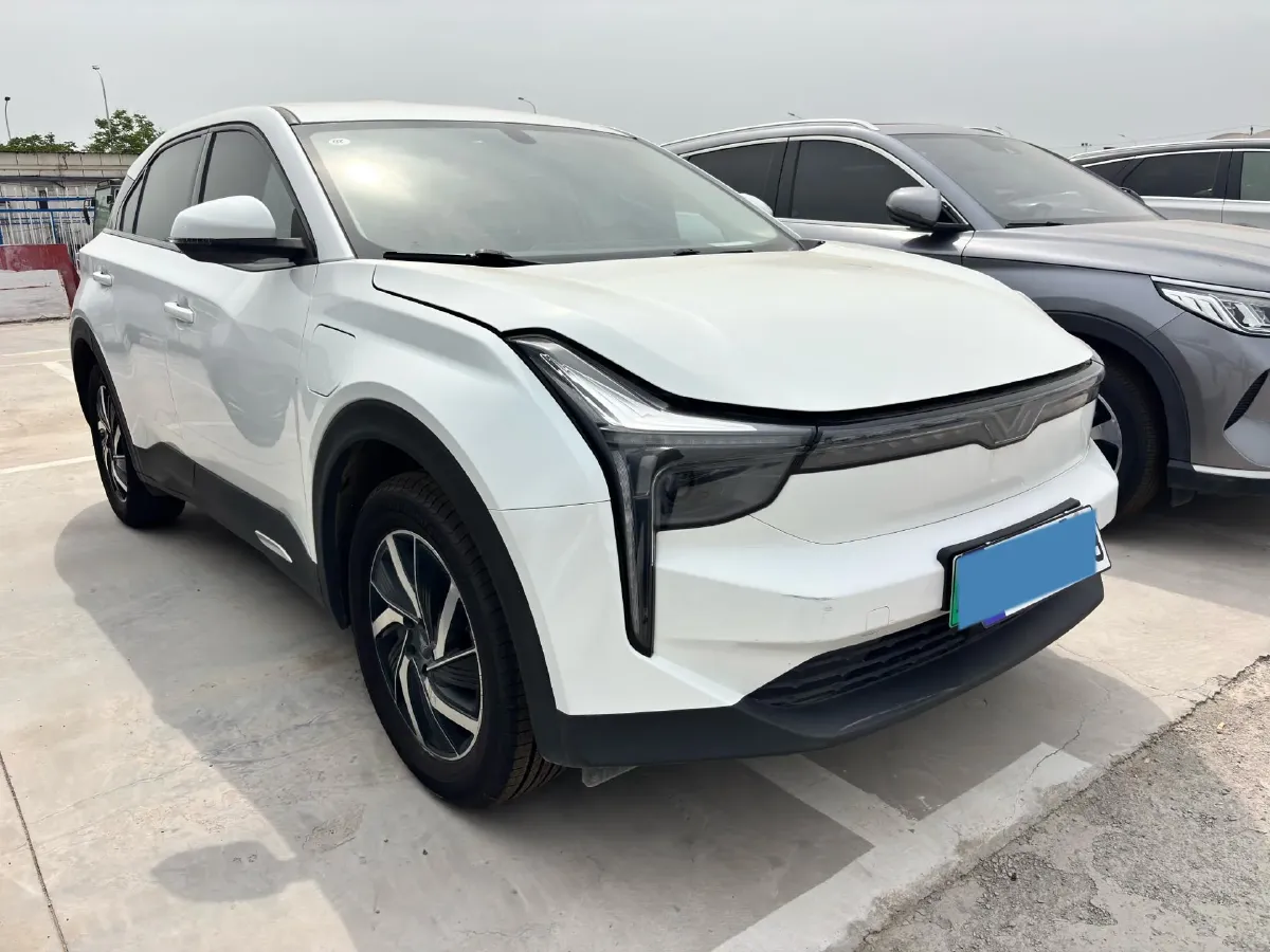 2022 Venucia Grand V 1.5T 190HP L4 7DCT,autocango,china used car exporter,china ev exporter,chinese used car exporter,chinese used ev exporter