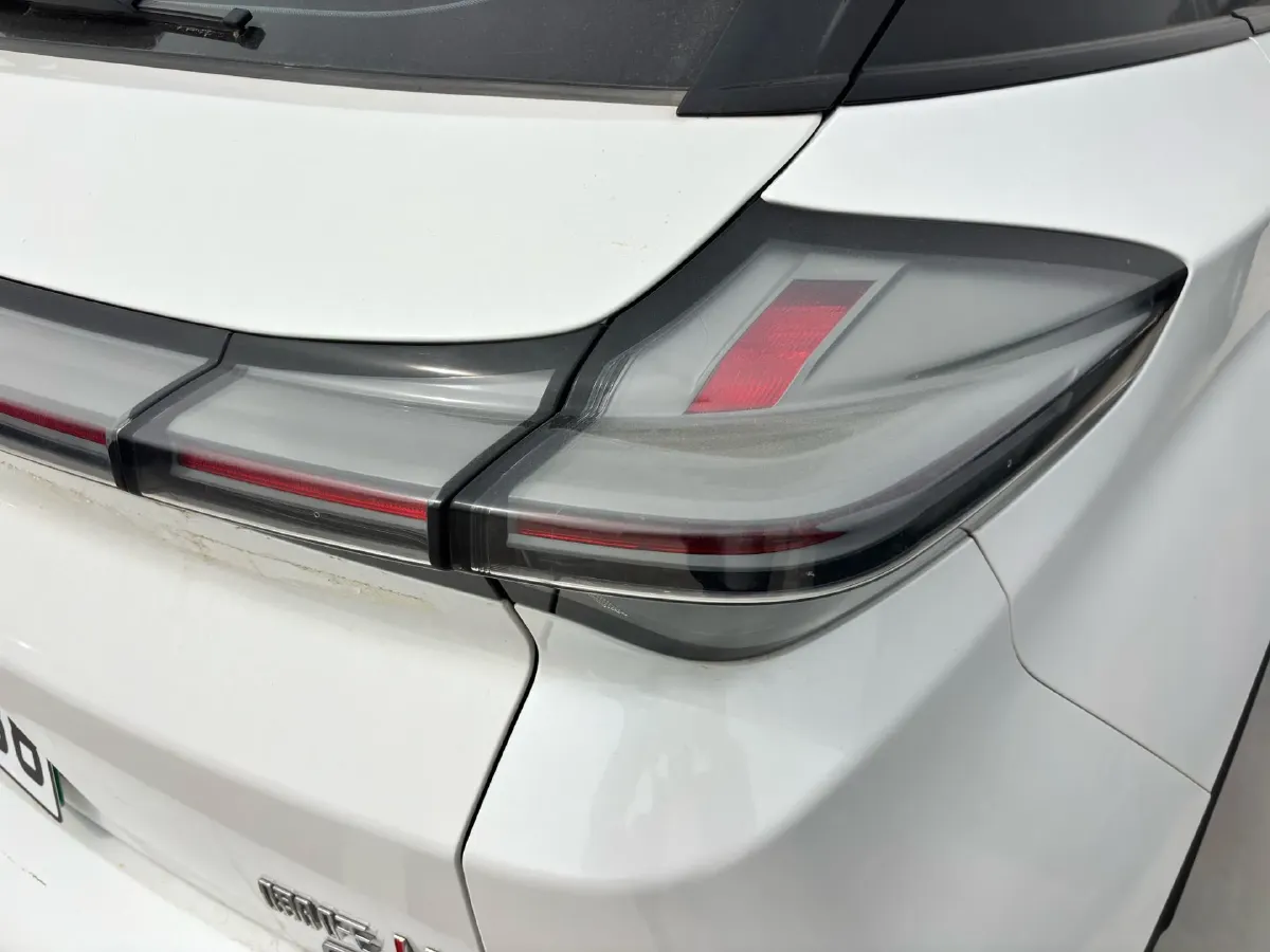 2022 Venucia Grand V 1.5T 190HP L4 7DCT,autocango,china used car exporter,china ev exporter,chinese used car exporter,chinese used ev exporter