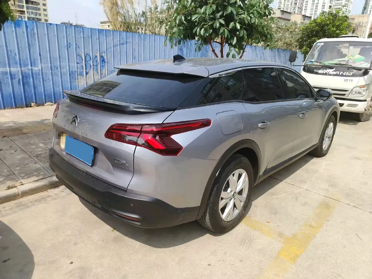 2025 Geely Preface 1.5T 181HP L4 7DCT,autocango,china used car exporter,china ev exporter,chinese used car exporter,chinese used ev exporter