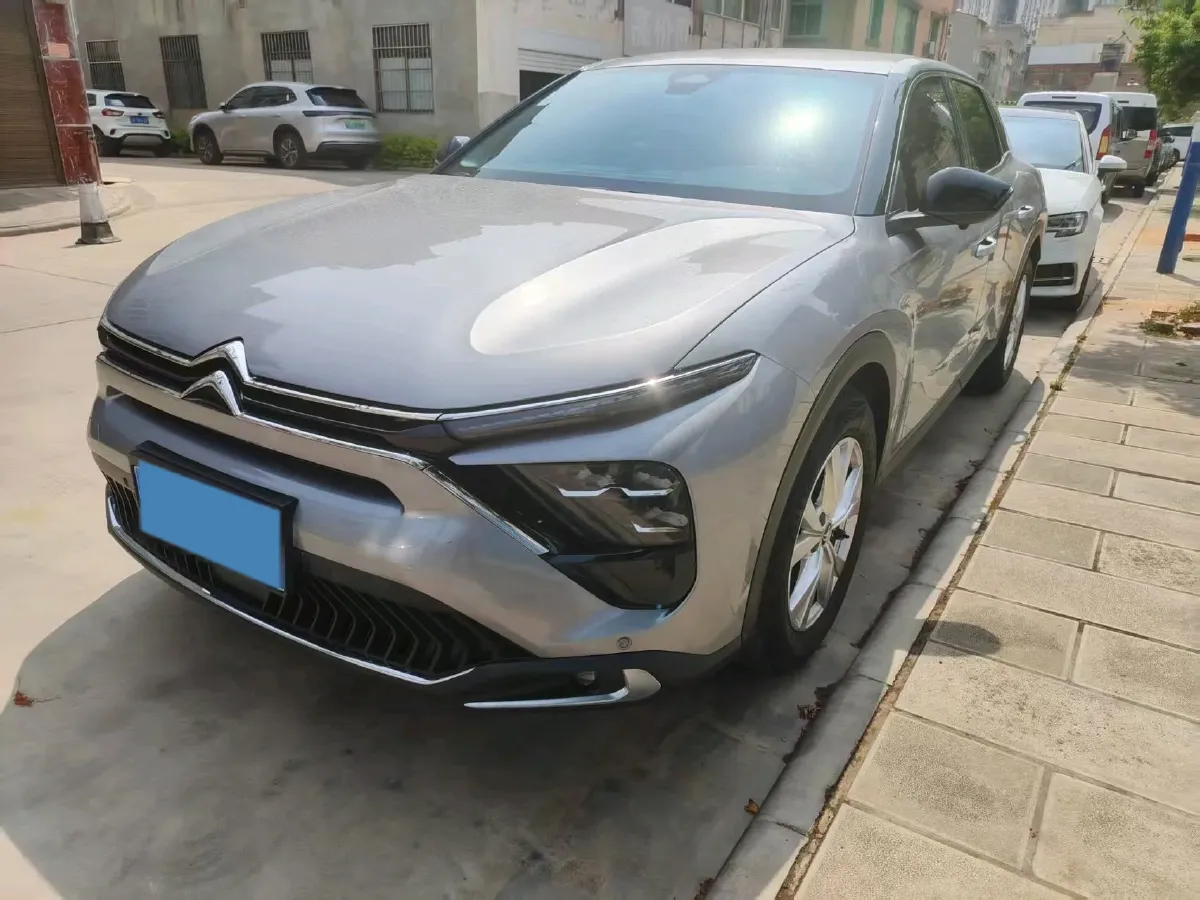 2025 Geely Preface 1.5T 181HP L4 7DCT,autocango,china used car exporter,china ev exporter,chinese used car exporter,chinese used ev exporter