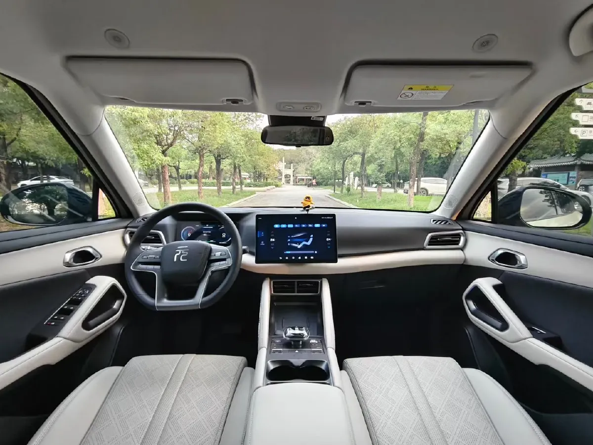 2024 BYD YuanUP BEV 45.12KWH,autocango,china used car exporter,china ev exporter,chinese used car exporter,chinese used ev exporter