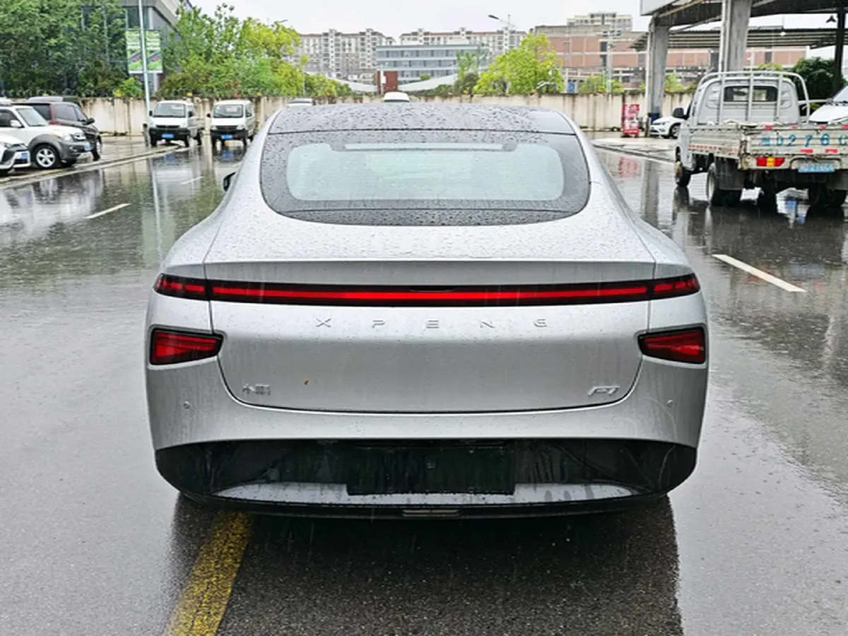 2022 Xpeng P7 BEV 83.1KWH,autocango,china used car exporter,china ev exporter,chinese used car exporter,chinese used ev exporter