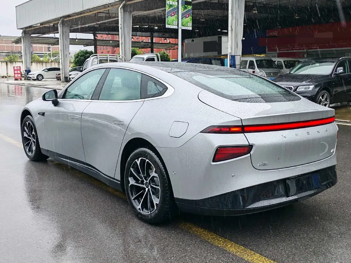 2022 Xpeng P7 BEV 83.1KWH,autocango,china used car exporter,china ev exporter,chinese used car exporter,chinese used ev exporter