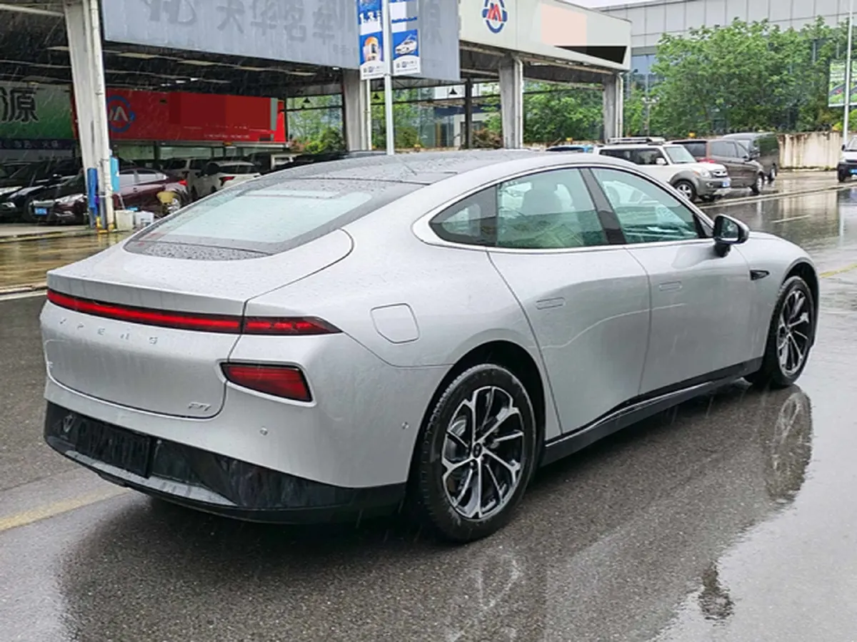 2022 Xpeng P7 BEV 83.1KWH,autocango,china used car exporter,china ev exporter,chinese used car exporter,chinese used ev exporter