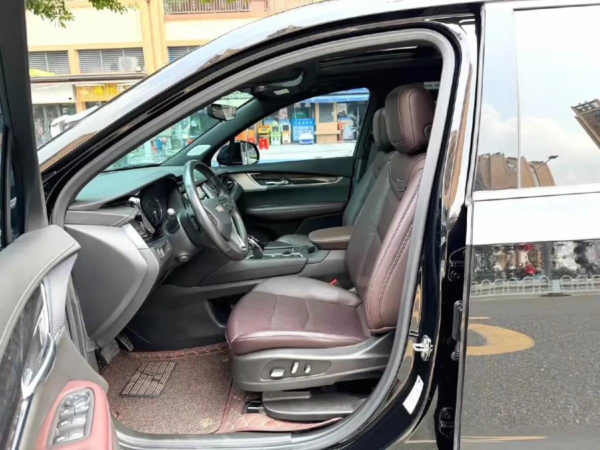 2022 Cadillac XT6 2.0T 237HP L4 9AT,autocango,china used car exporter,china ev exporter,chinese used car exporter,chinese used ev exporter