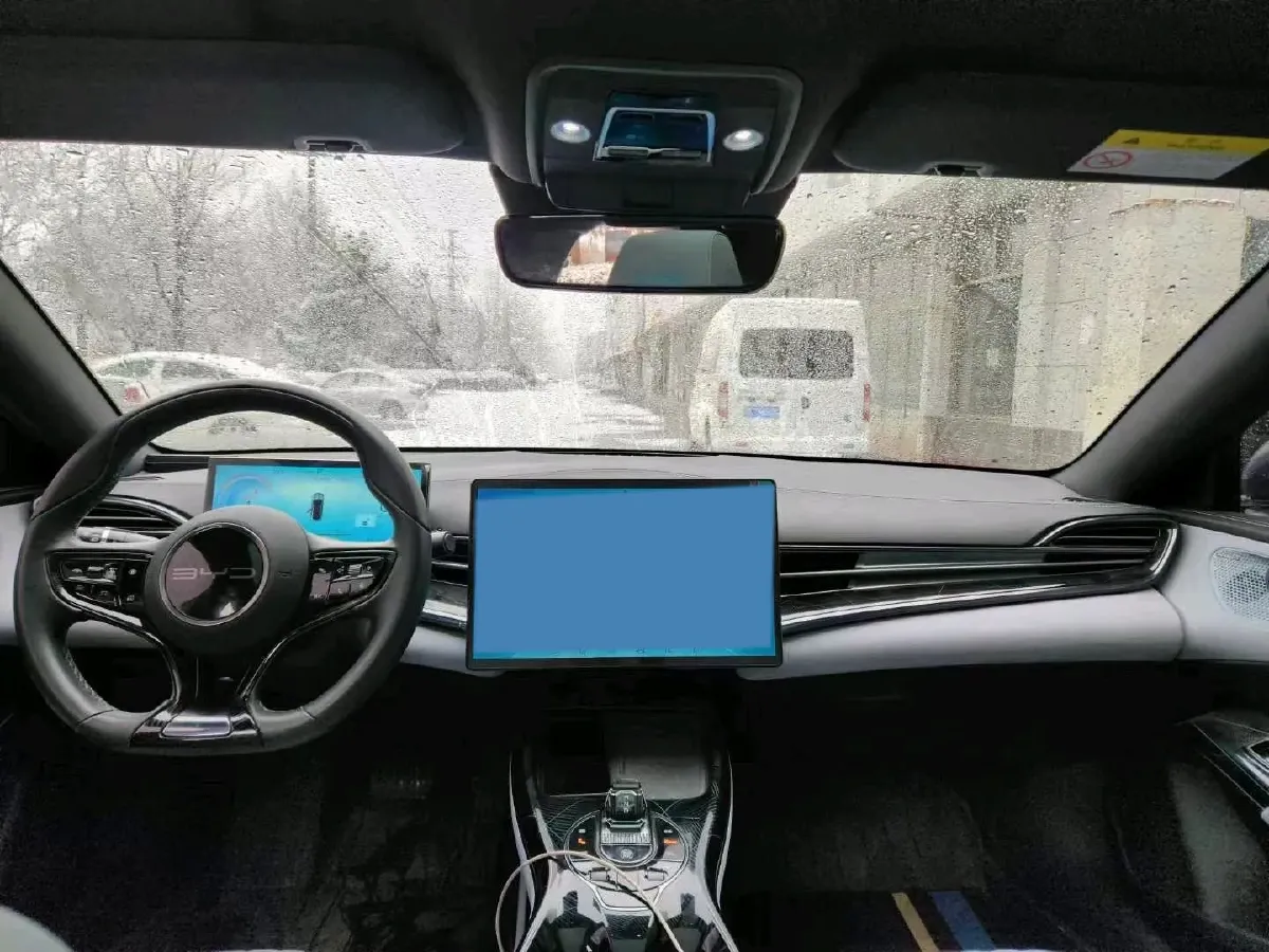 2022 MAXUS DaJia 5 BEV 70KWH,autocango,china used car exporter,china ev exporter,chinese used car exporter,chinese used ev exporter