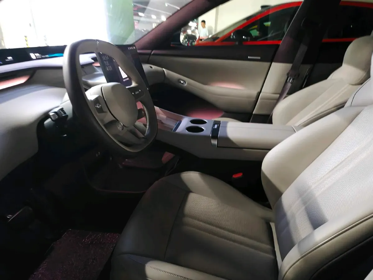 2025 MI YU7 BEV 101.7KWH,autocango,china used car exporter,china ev exporter,chinese used car exporter,chinese used ev exporter