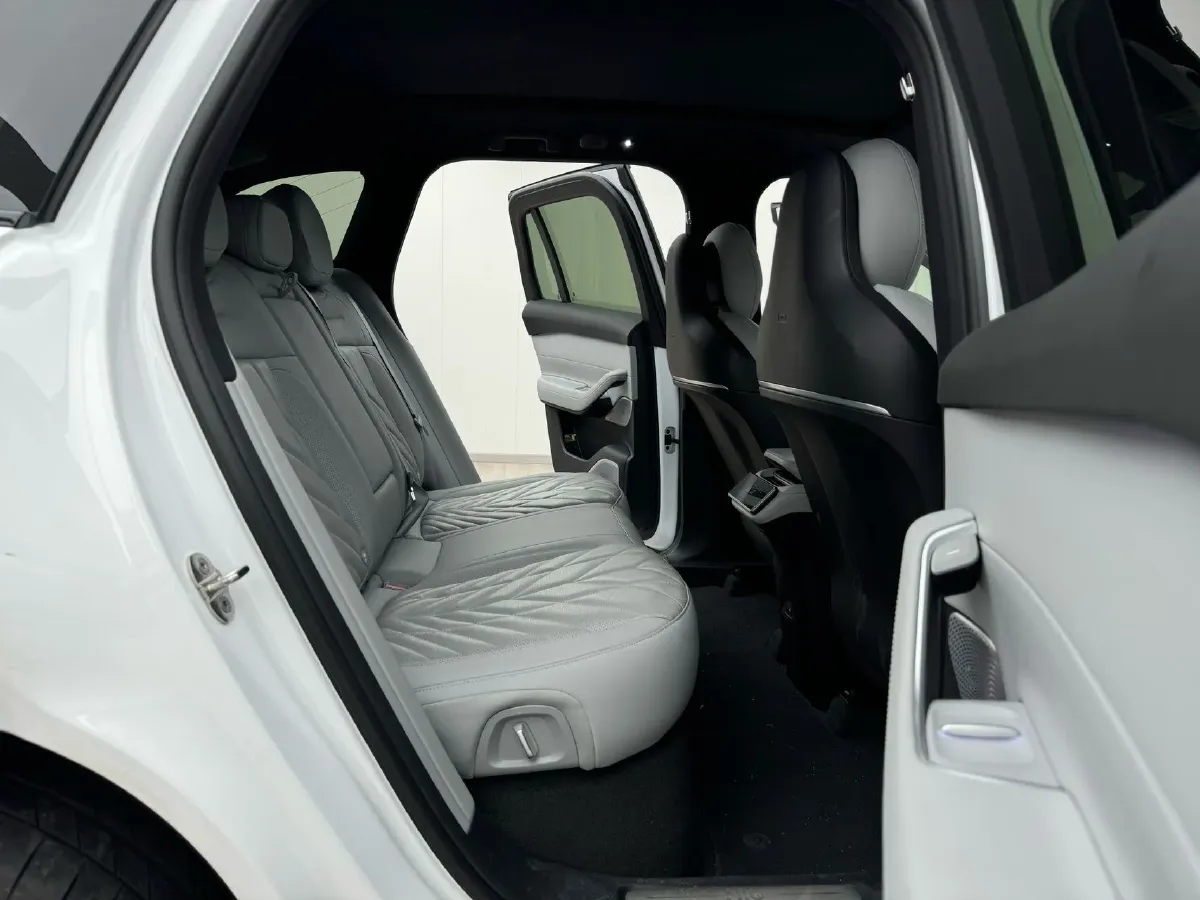 2025 NIO ES6 BEV,autocango,china used car exporter,china ev exporter,chinese used car exporter,chinese used ev exporter