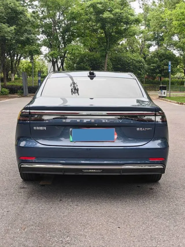 2025 Geely Galaxy A7 1.5L 112HP L4 1DHT PHEV,autocango,china used car exporter,china ev exporter,chinese used car exporter,chinese used ev exporter