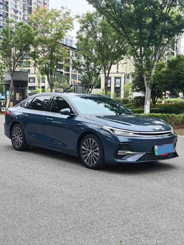 2025 Geely Galaxy A7 1.5L 112HP L4 1DHT PHEV,autocango,china used car exporter,china ev exporter,chinese used car exporter,chinese used ev exporter