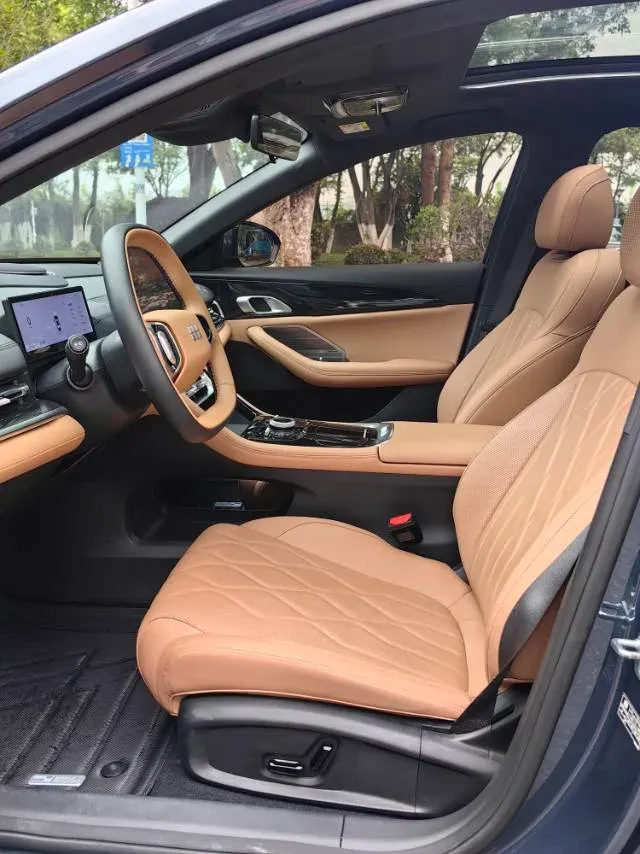 2025 Geely Galaxy A7 1.5L 112HP L4 1DHT PHEV,autocango,china used car exporter,china ev exporter,chinese used car exporter,chinese used ev exporter