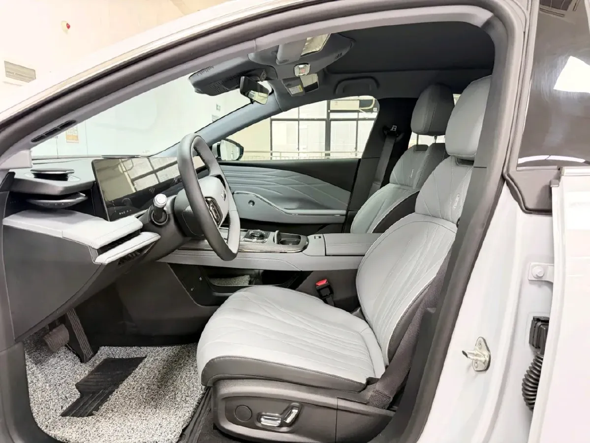 2025 BYD QinL 1.5L 101HP L4 E-CVT PHEV,autocango,china used car exporter,china ev exporter,chinese used car exporter,chinese used ev exporter