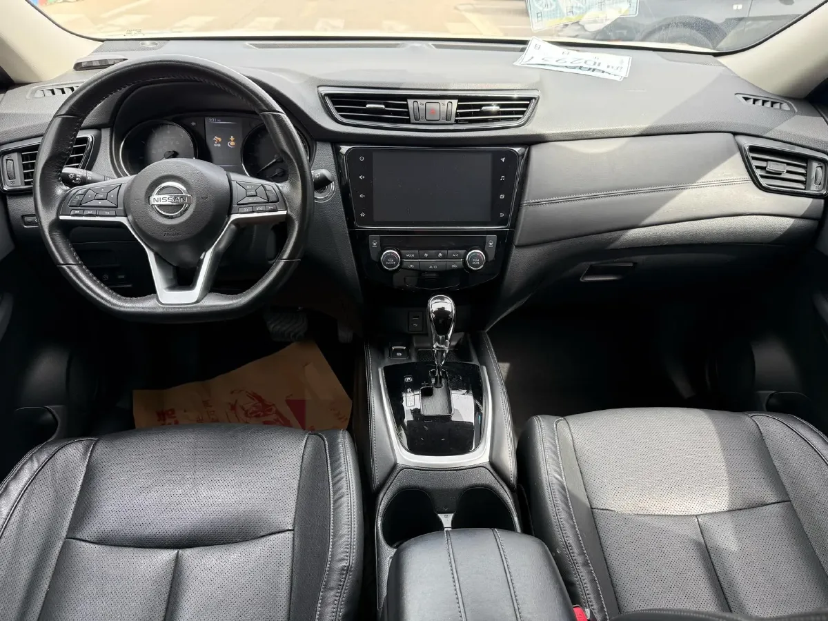 2021 Nissan X-Trail 2.0L 151HP L4 CVT,autocango,china used car exporter,china ev exporter,chinese used car exporter,chinese used ev exporter