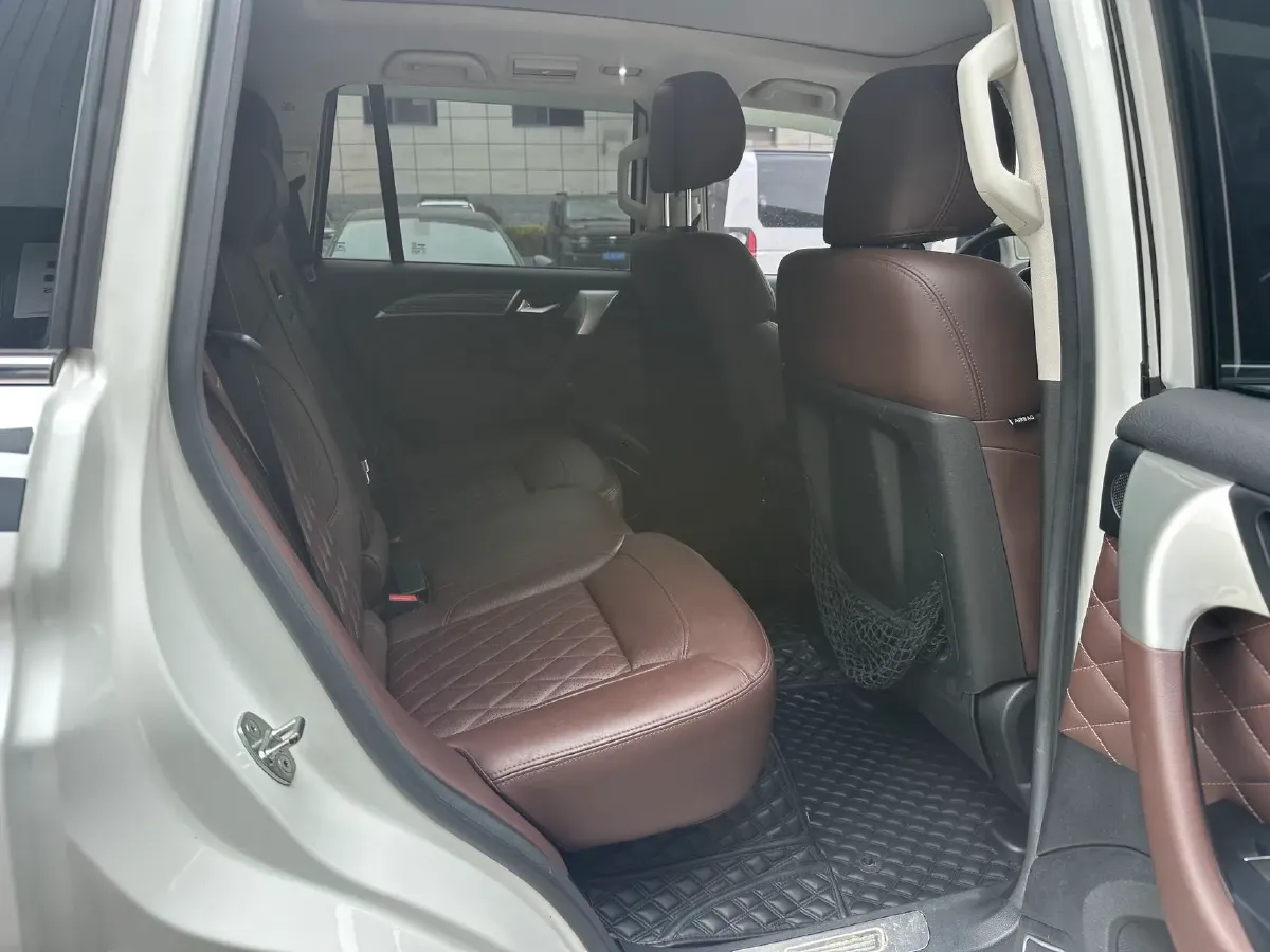 2020 Haval H9 2.0T 224HP L4 8AT,autocango,china used car exporter,china ev exporter,chinese used car exporter,chinese used ev exporter