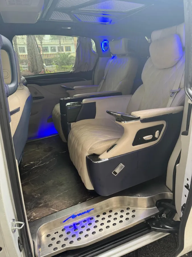 2021 Buick GL8 2.0T 237HP L4 9AT,autocango,china used car exporter,china ev exporter,chinese used car exporter,chinese used ev exporter