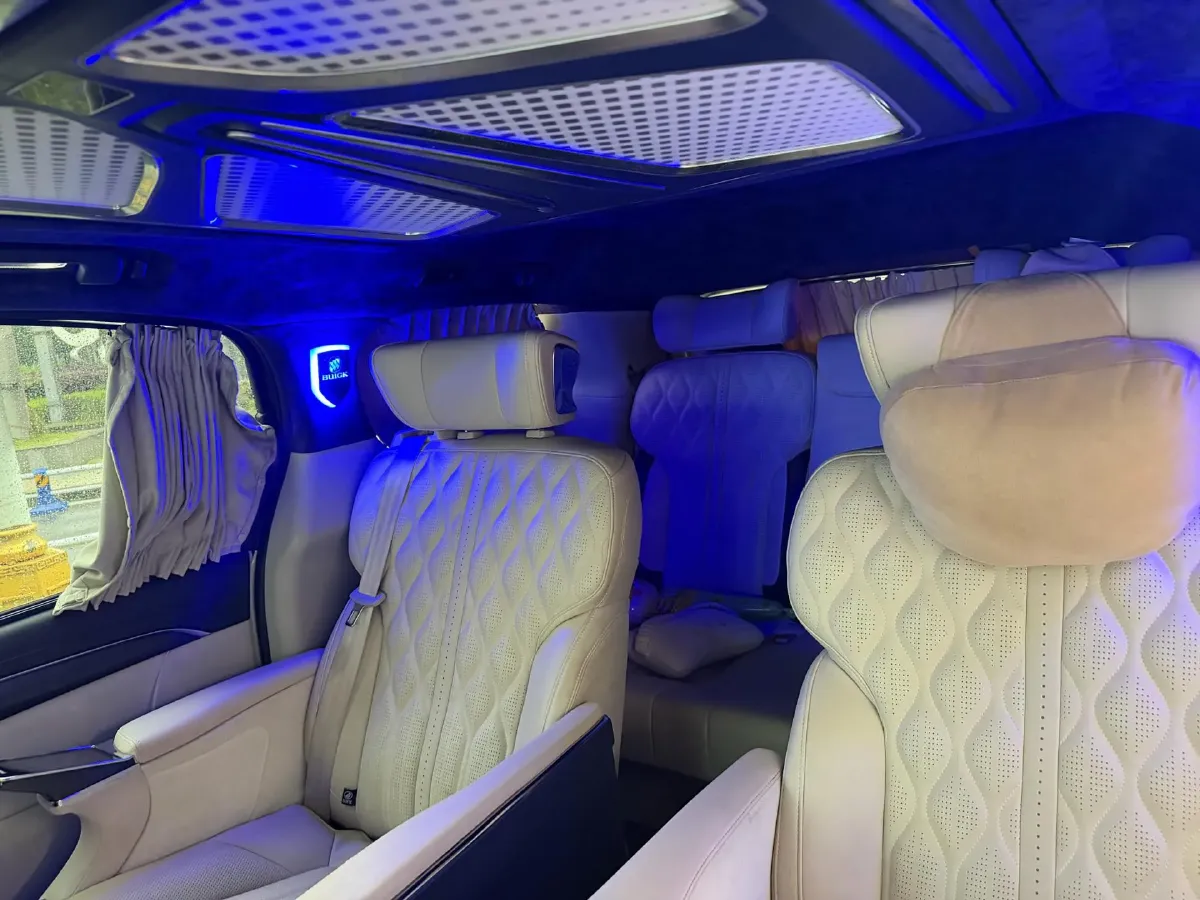 2021 Buick GL8 2.0T 237HP L4 9AT,autocango,china used car exporter,china ev exporter,chinese used car exporter,chinese used ev exporter