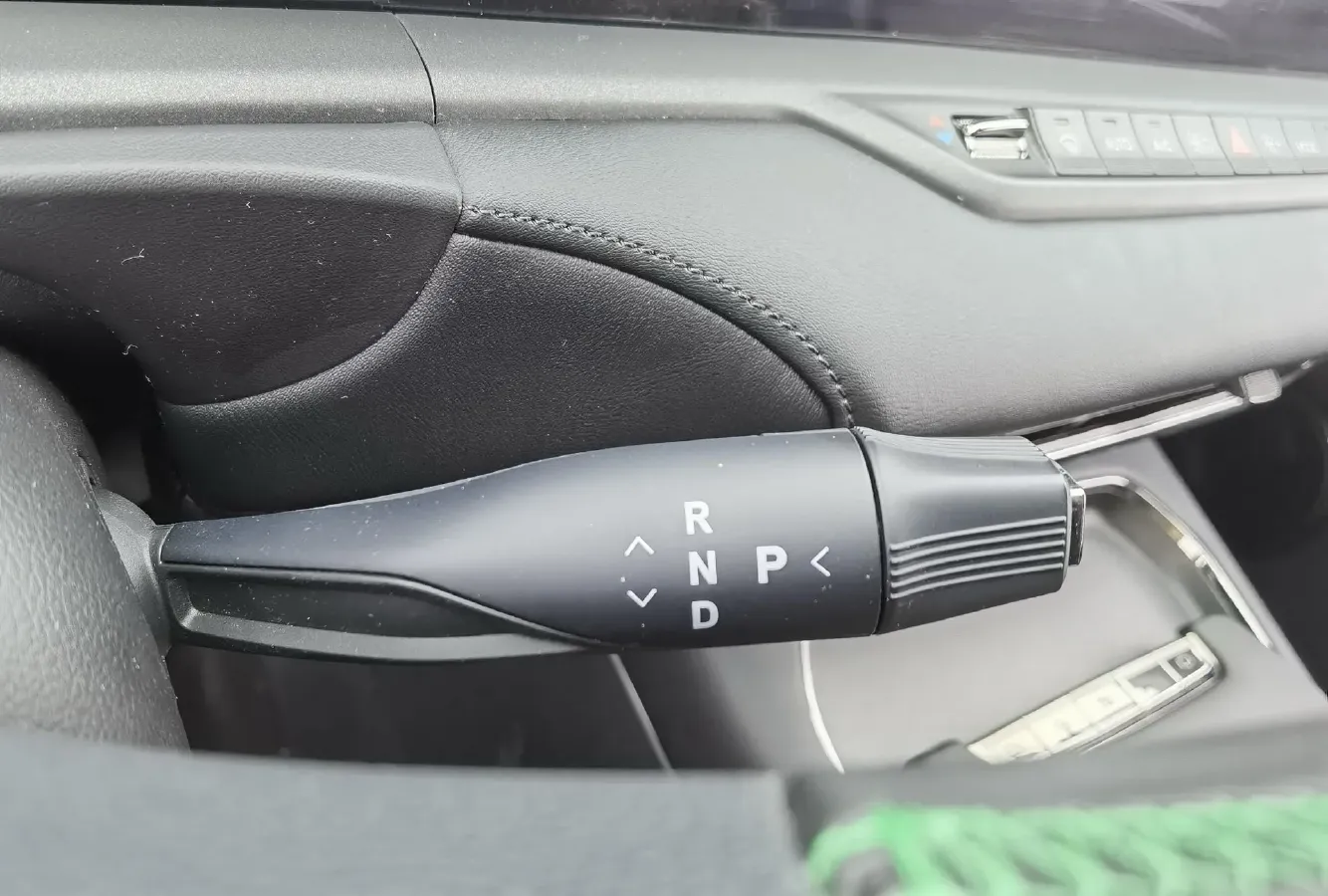 2025 Voyah FREE 1.5T 150HP L4 REEV 43KWH,autocango,china used car exporter,china ev exporter,chinese used car exporter,chinese used ev exporter