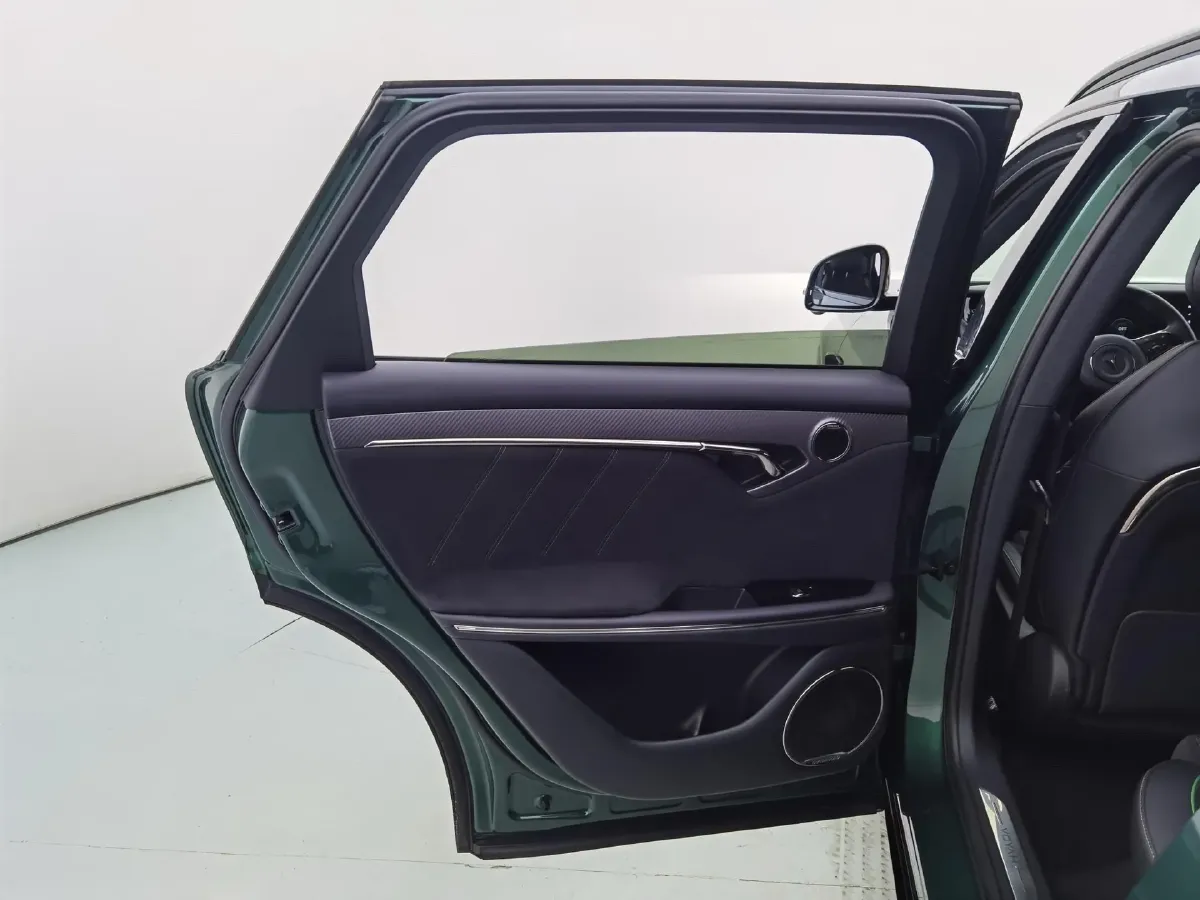 2025 Voyah FREE 1.5T 150HP L4 REEV 43KWH,autocango,china used car exporter,china ev exporter,chinese used car exporter,chinese used ev exporter