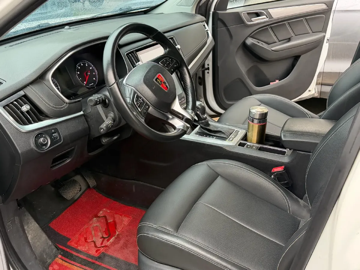 2020 Roewe i6 1.5T 169HP L4 7DCT,autocango,china used car exporter,china ev exporter,chinese used car exporter,chinese used ev exporter