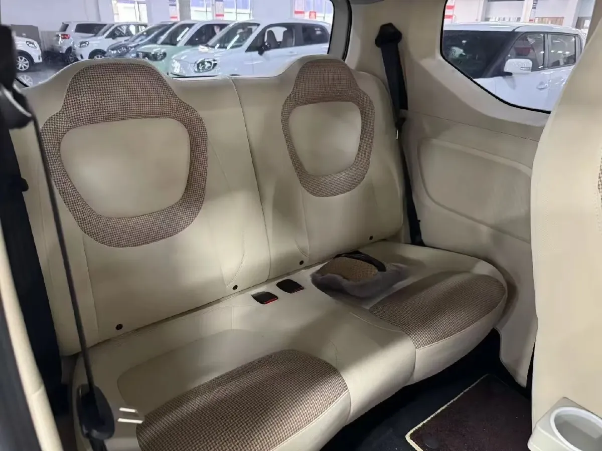 2024 WuLing HongGuang MINI EV BEV 17.3KWH,autocango,china used car exporter,china ev exporter,chinese used car exporter,chinese used ev exporter