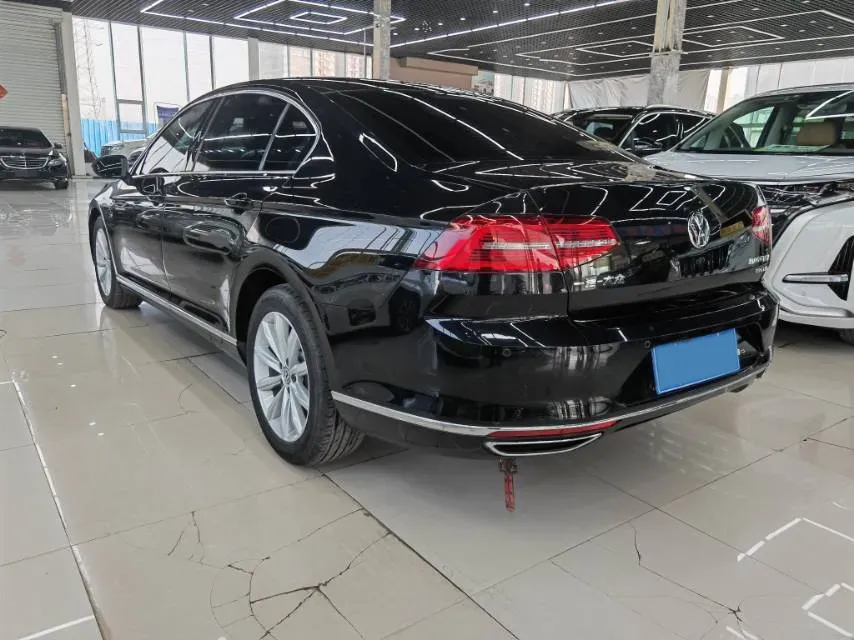 2019 Chevrolet Malibu XL 2.0T 241HP L4 9AT,autocango,china used car exporter,china ev exporter,chinese used car exporter,chinese used ev exporter