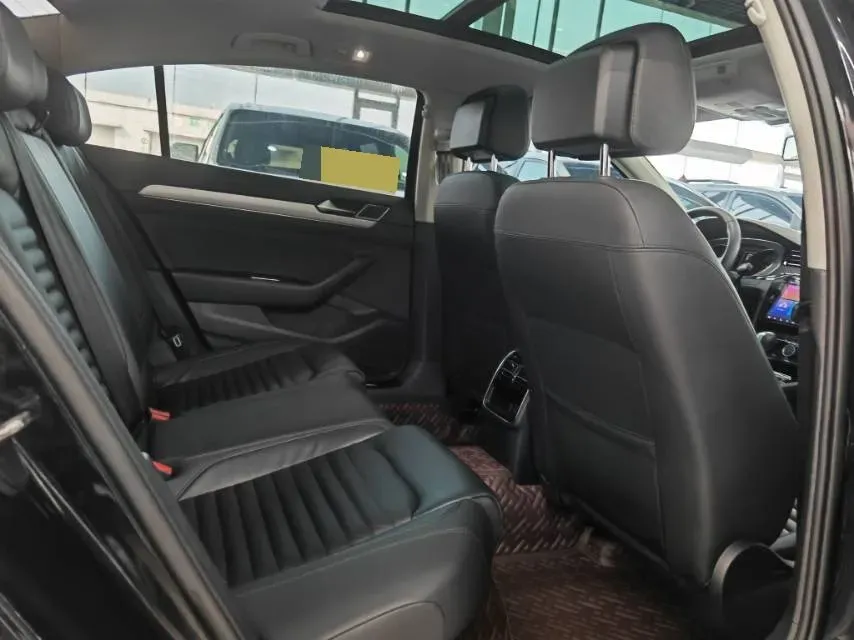 2019 Chevrolet Malibu XL 2.0T 241HP L4 9AT,autocango,china used car exporter,china ev exporter,chinese used car exporter,chinese used ev exporter